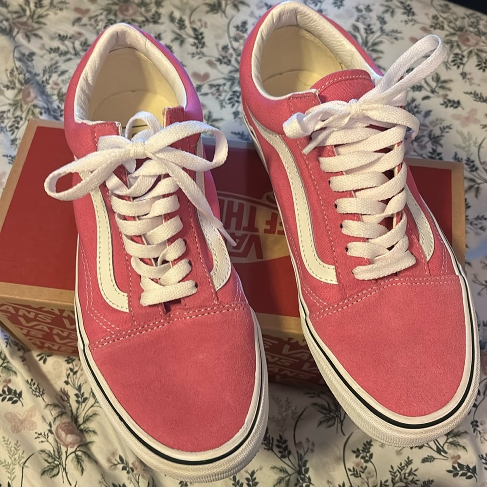 Women’s Old Skool Pink Vans